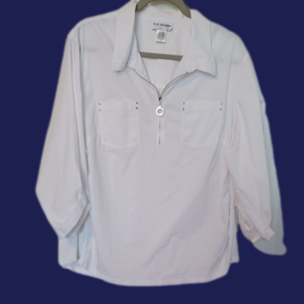 💰CD Daniels top, size 2X.
